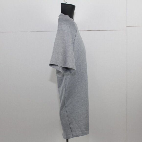 UNDER ARMOUR Tee - Picture 4 of 8